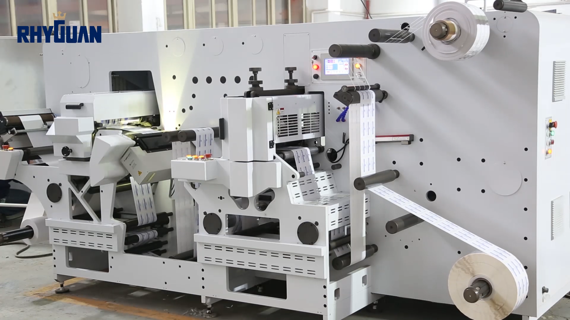Máquina de acabado de etiquetas TOP-330PLUS-2
